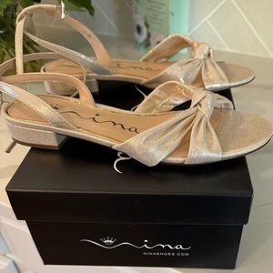 Nina Women's Elegant Gold Knot Sandals